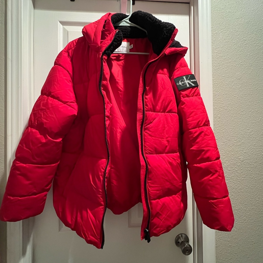 Calvin Klein women’s Red Puffer Jacket